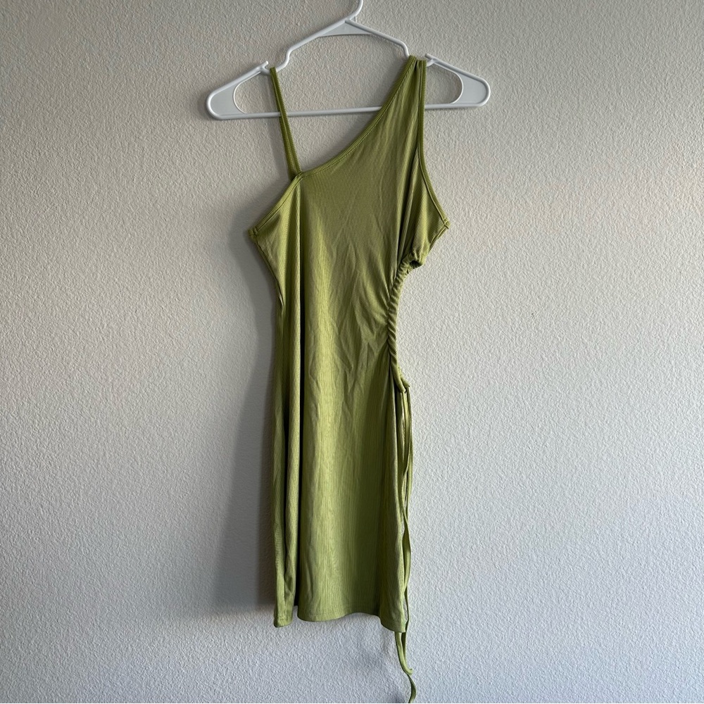 Women’s Green Dress